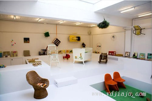 現(xiàn)代簡(jiǎn)約家具 雅帝家具