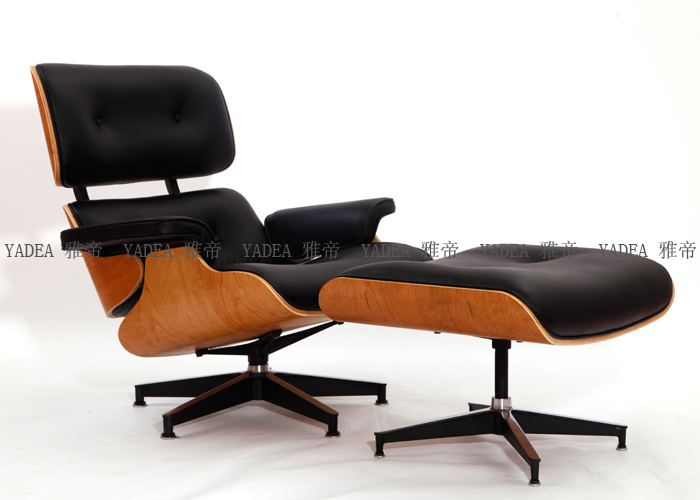 伊姆斯休閑椅（Eames Lounge Chair）