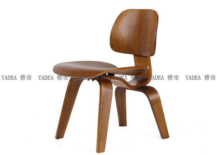 伊姆斯曲木餐椅(Herman Miller Molded Plywood Dining Chair)