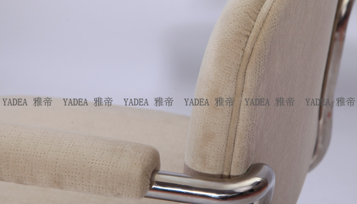 時(shí)尚沙發(fā)凳子：Cesca Chair