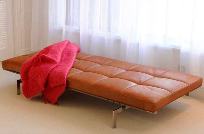 現(xiàn)代沙發(fā)床（Poul Kjarholm PK80 Daybed）