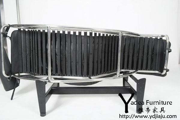 柯布西耶躺椅(Chaise Longue chair LC4)