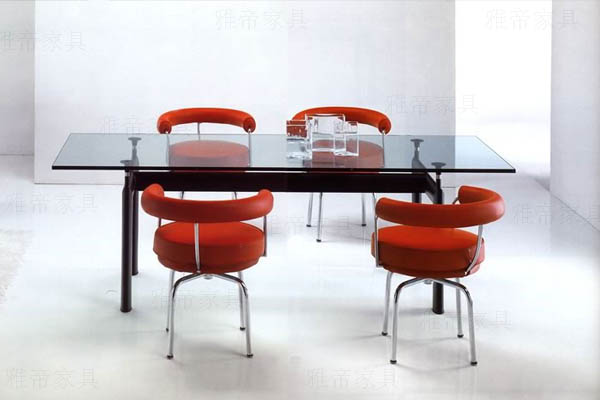 LC6玻璃桌（Glass Dining Table LC6）