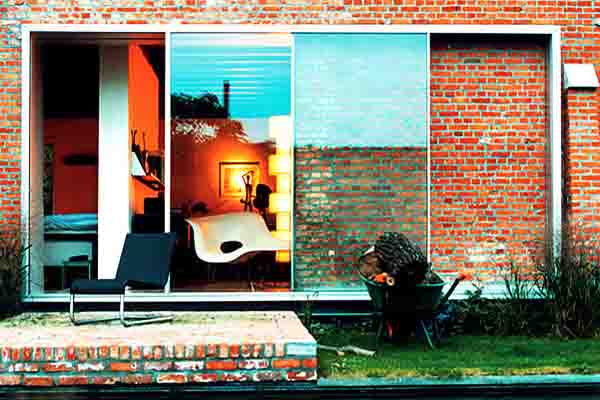 貝殼貴妃椅(Eames La Chaise) 貝殼貴妃椅(Eames La Chaise)