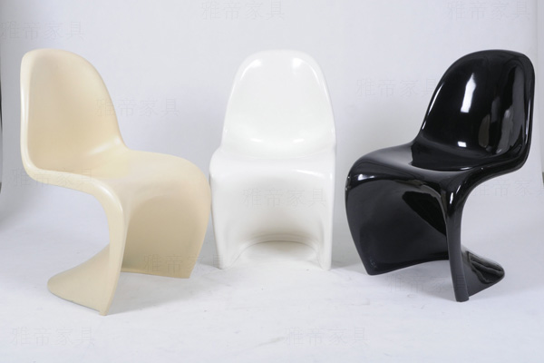 番頓餐椅(Panton Chair)