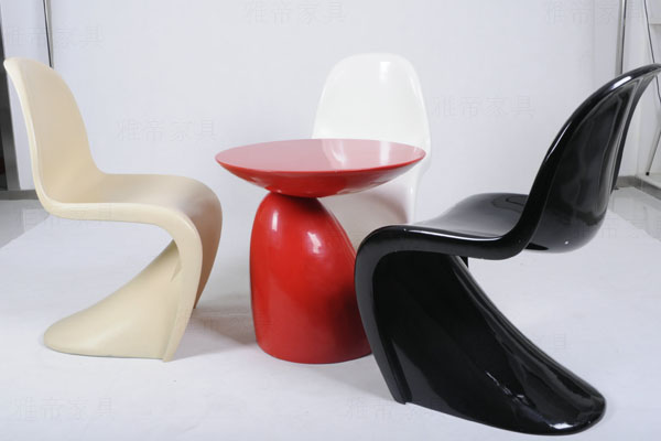 番頓餐椅(Panton Chair)