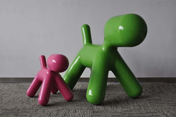 小狗椅(Puppy Chair)