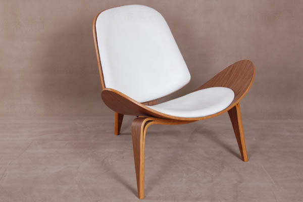 Wegner shell chair（三腳休閑椅）