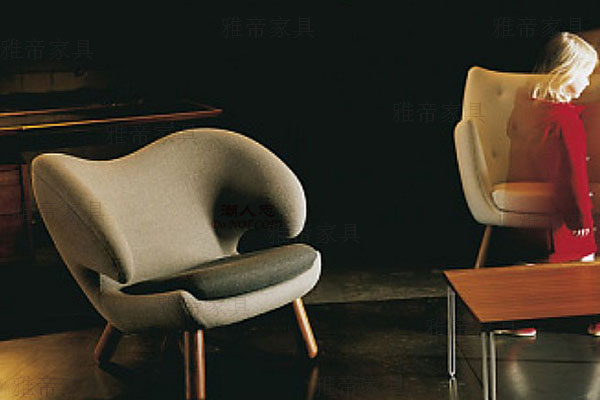 塘鵝椅（Pelican Chair)