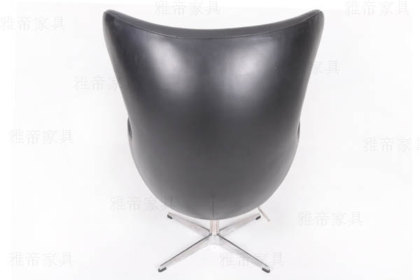 雞蛋椅（Egg Chair）