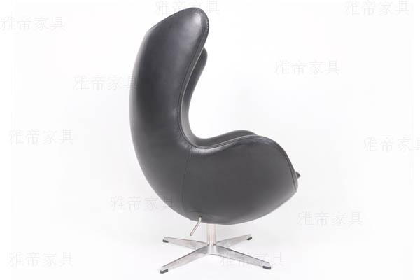 雞蛋椅（Egg Chair）