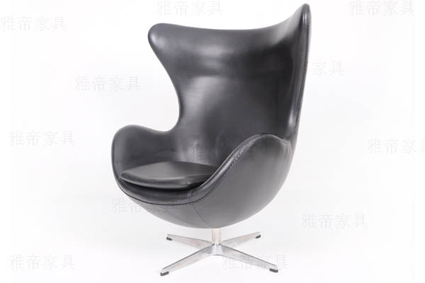 雞蛋椅（Egg Chair）