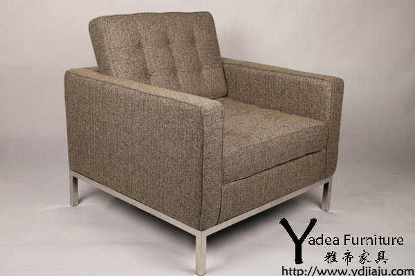 諾爾沙發(fā)（Florence Knoll Sofa）