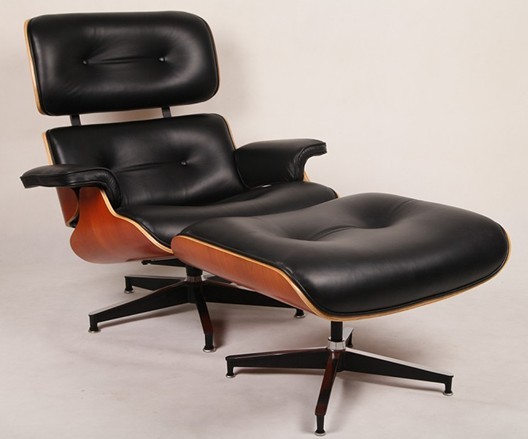 Eames 躺椅