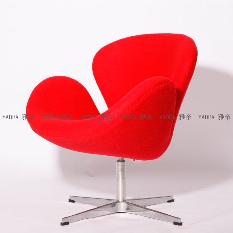 紅色羊毛絨布天鵝椅(Red Swan Chair)